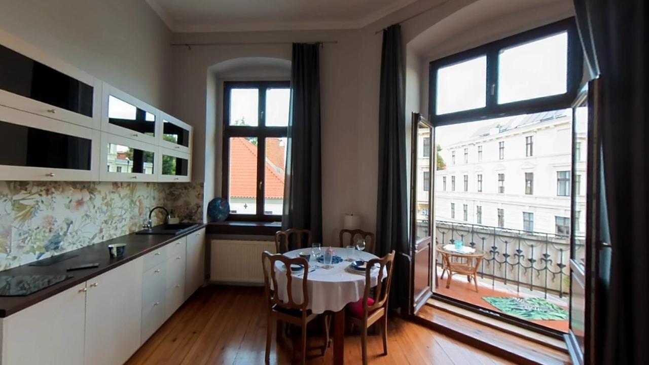 Astronomiczny Apartament , Mieszkanie 2 Pokojowe. Parking. Stary Toruń Dış mekan fotoğraf